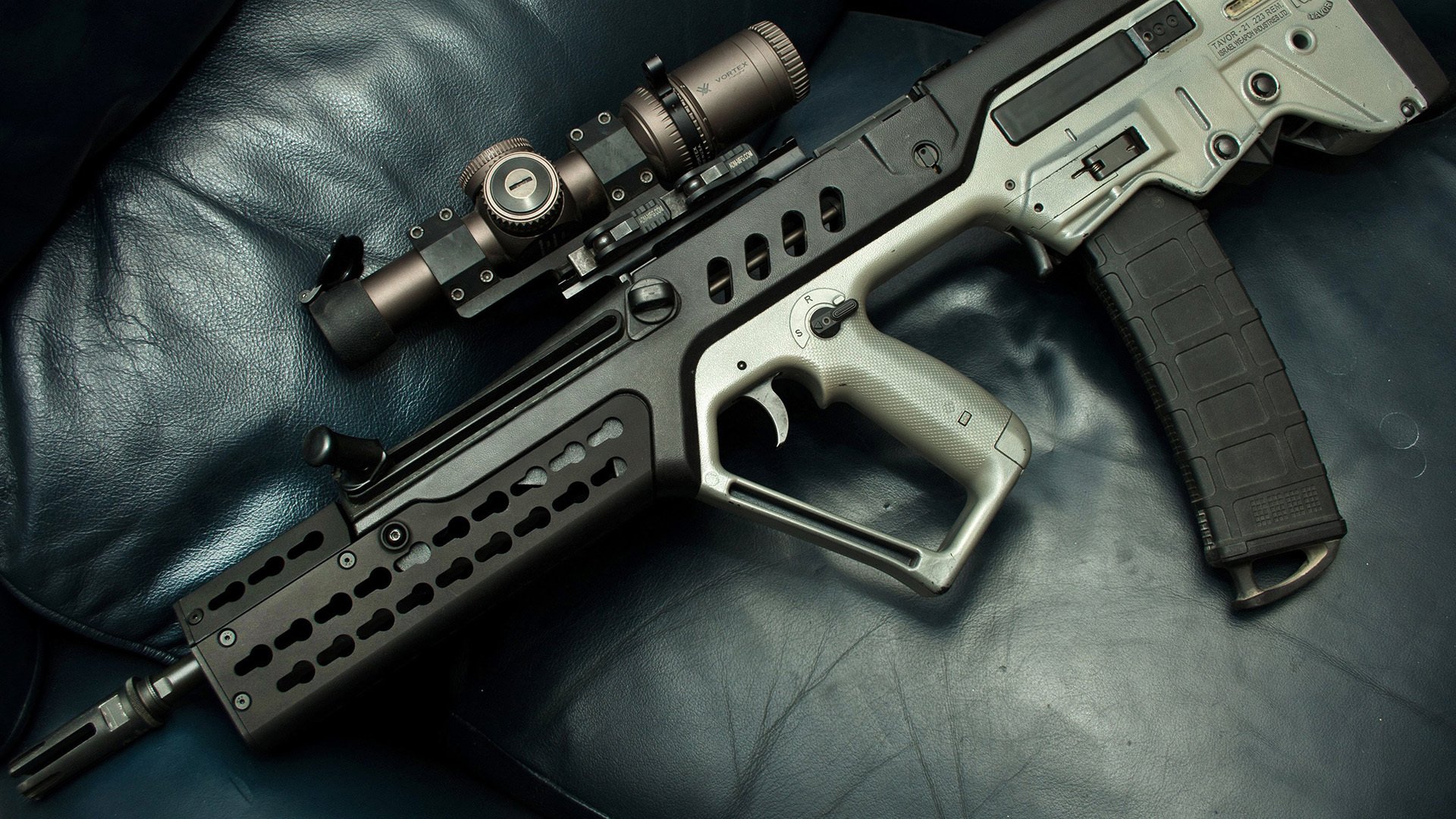 FB体育-夺冠热门实力出击,亚冠比赛精彩争夺,亚冠冠军一览