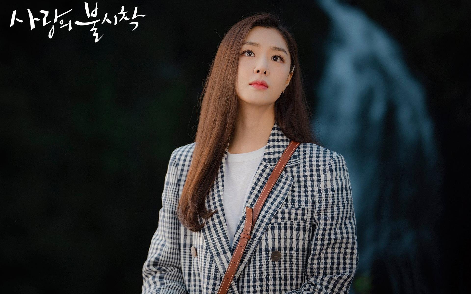 FB体育网站-球场“绿色革命”:可再生能源与环保设计的结合